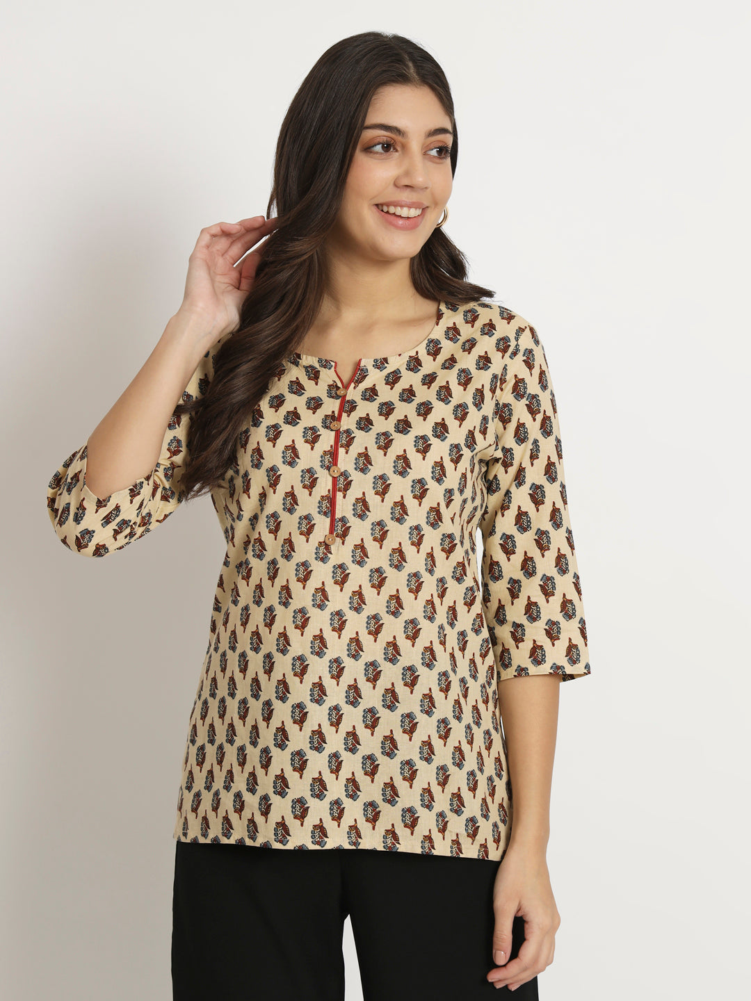 Short kurti neck on sale design