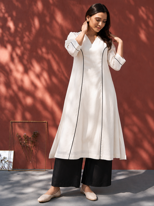 SAAF – White A Line Kurta Set